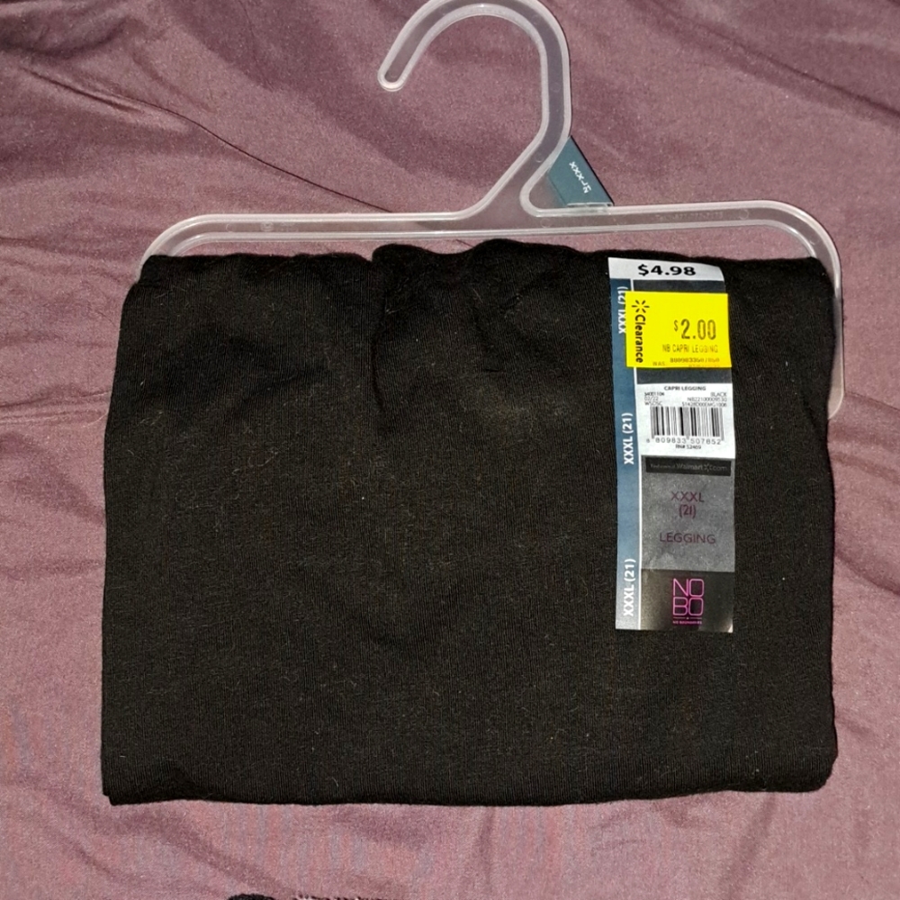 NoBo Capri leggings. Woman's black,3xl